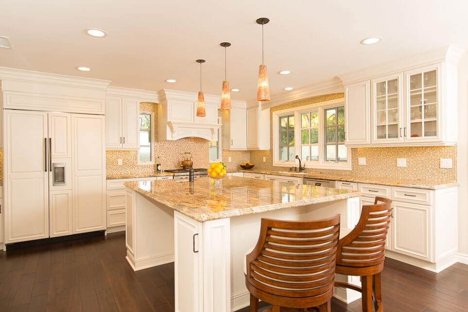 Glowing Kitchen Island, Bright Light Friendly Kitchen, Kitchen Remodel