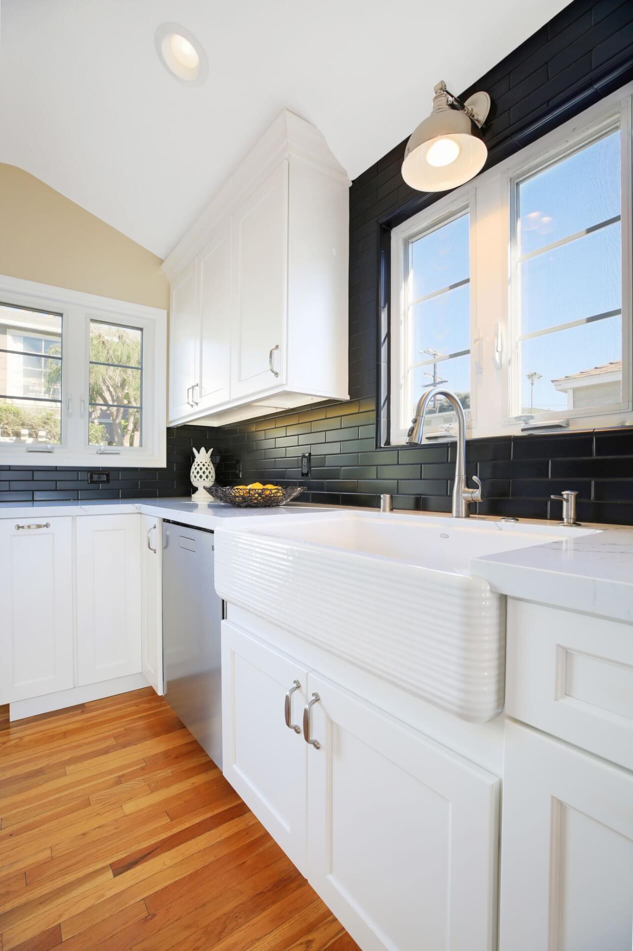 White Kitchen Cabinets