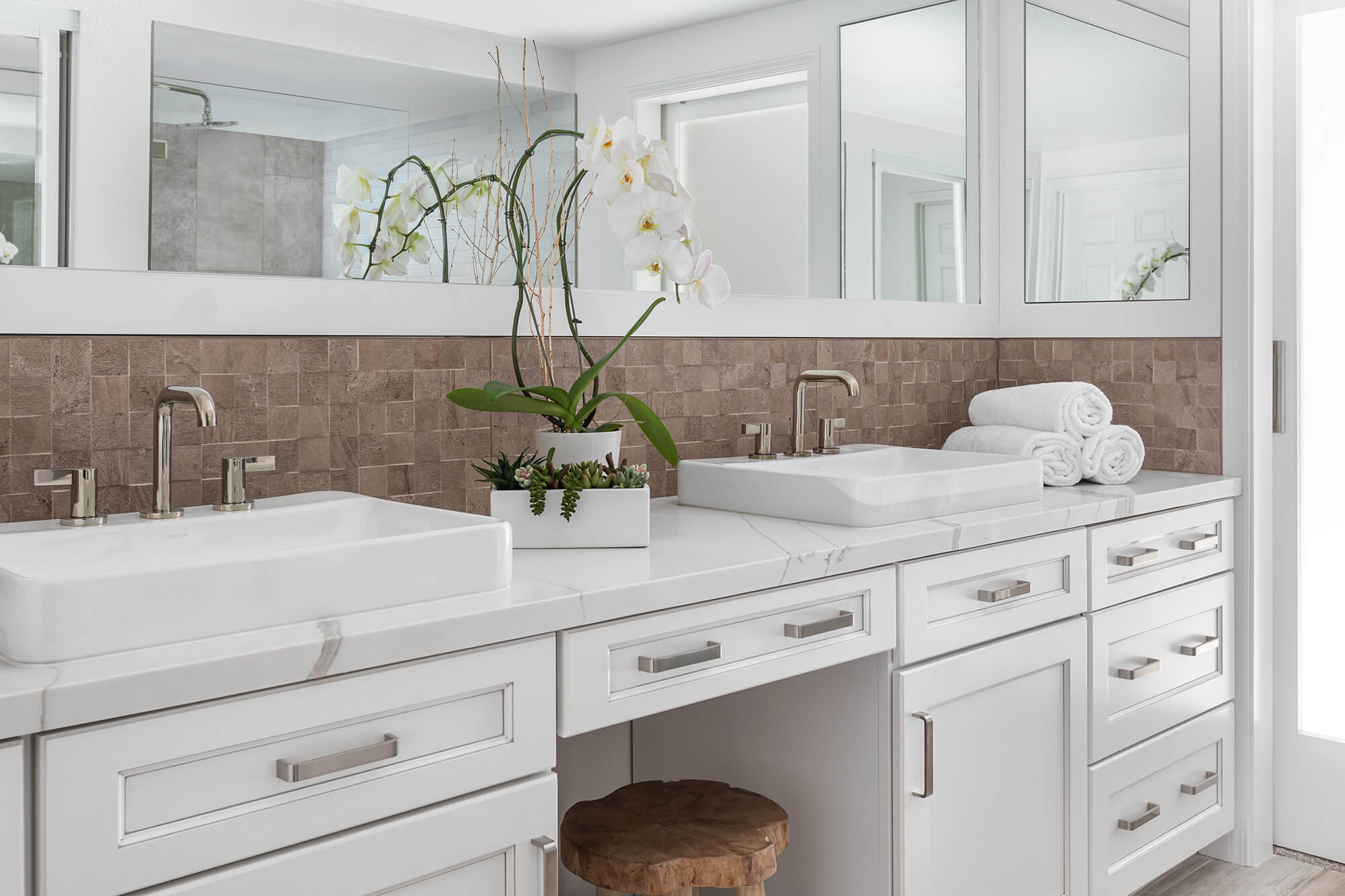 Bathroom Floor Cabinets