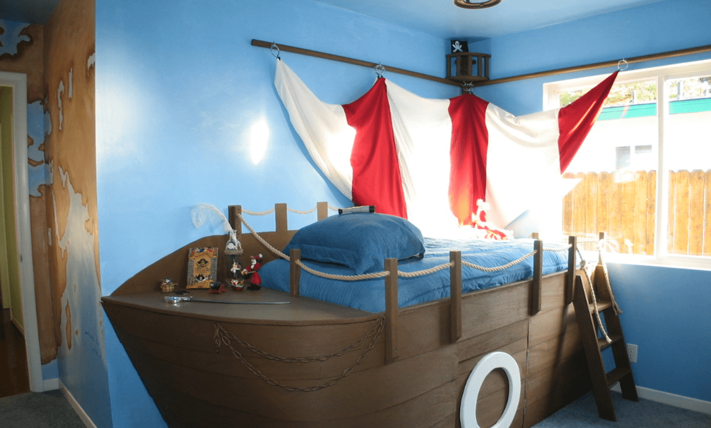 Childrens-room-with-pirate-theme