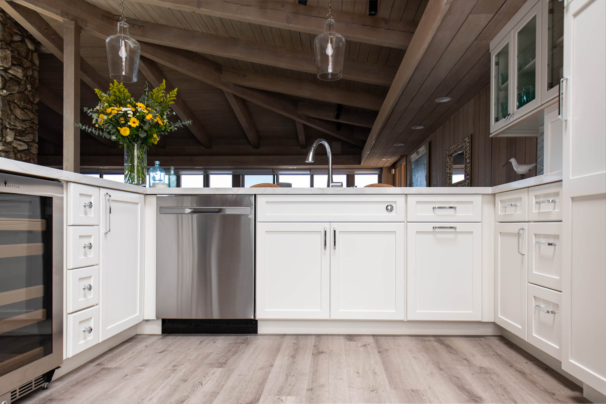 Quartz-countertop-in-Lake-Forest-Bathroom-Renovation
