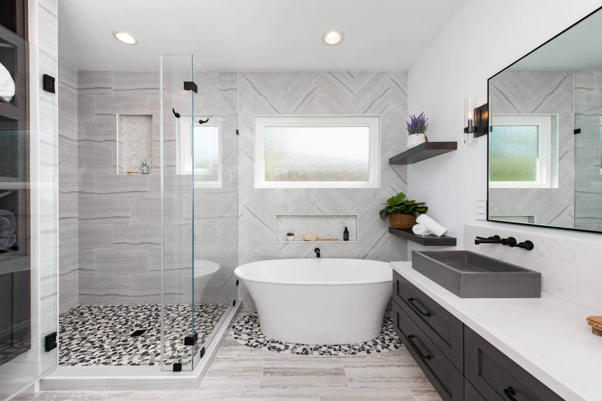 Walk-in shower with modern design
