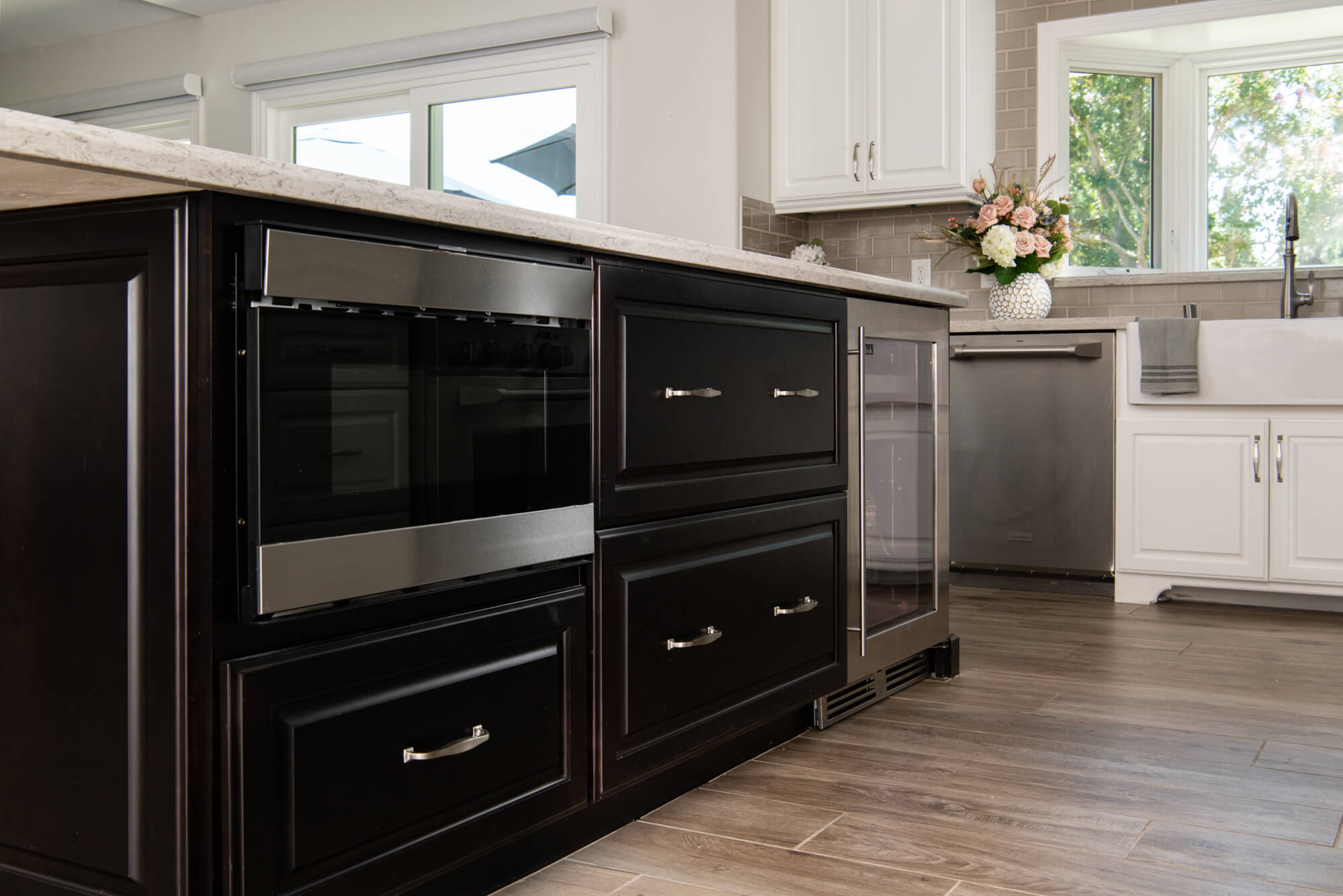 subtle-island-beverage-fridge-fountain-valley