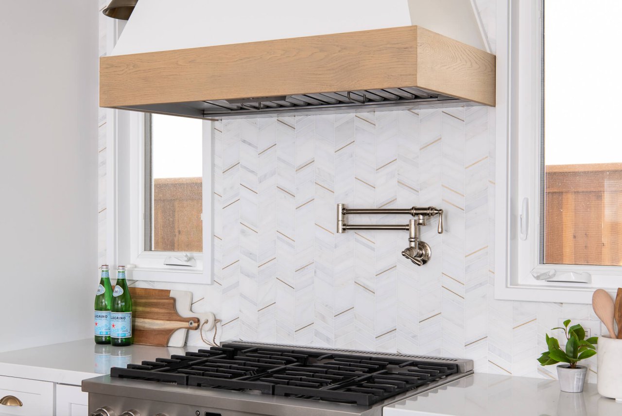 View of 5 Creative Kitchen Backsplash Ideas For Your Kitchen Remodel | Sea Pointe