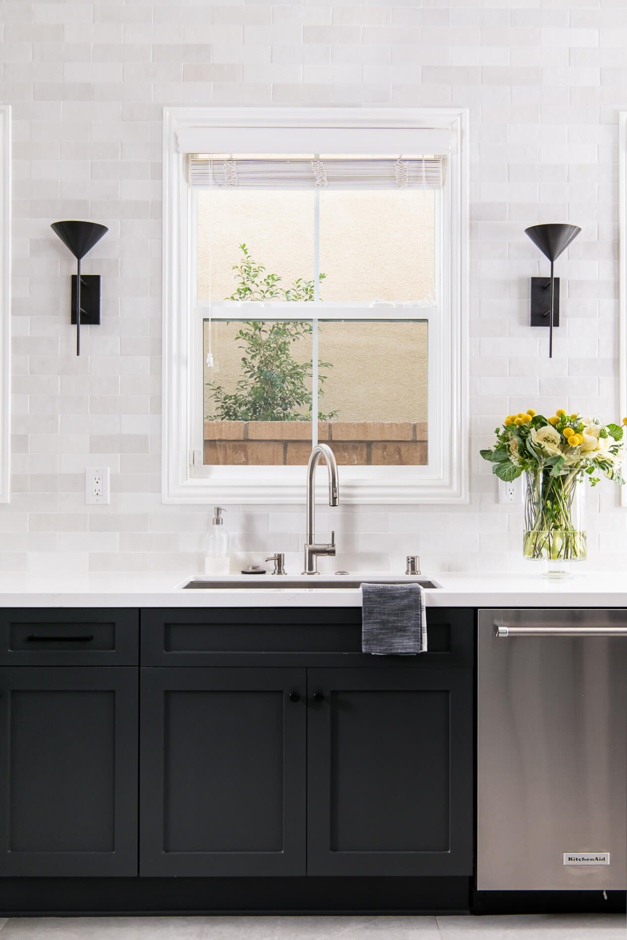 ceramic-bedrosian-white-subway-tile-backplash