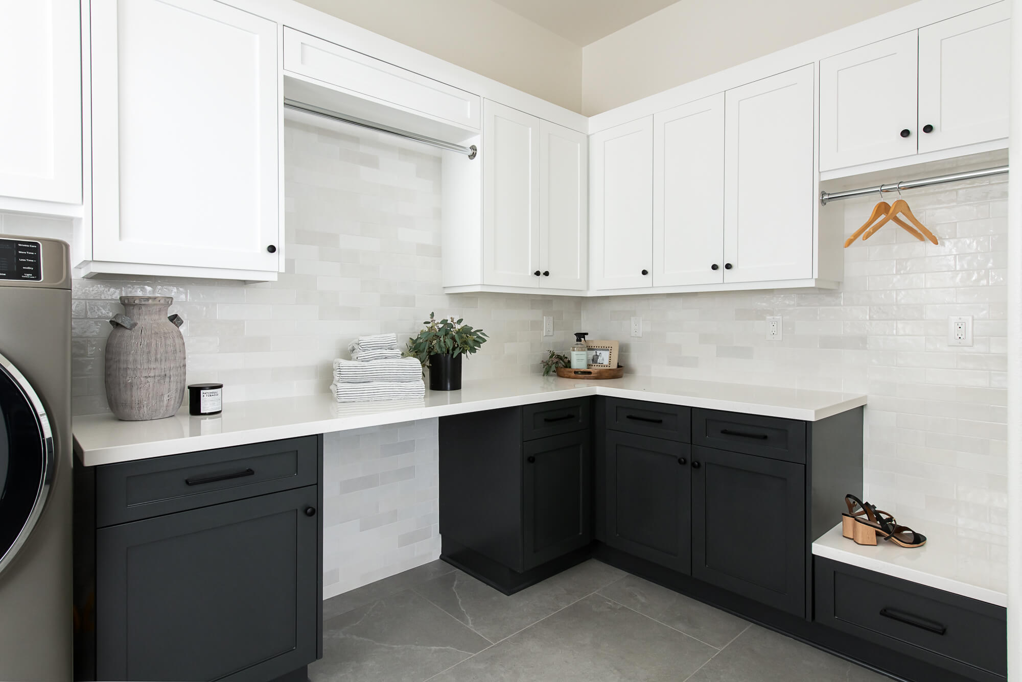 quartz-stone-countertops-white-and-grey-shaker-cabinets