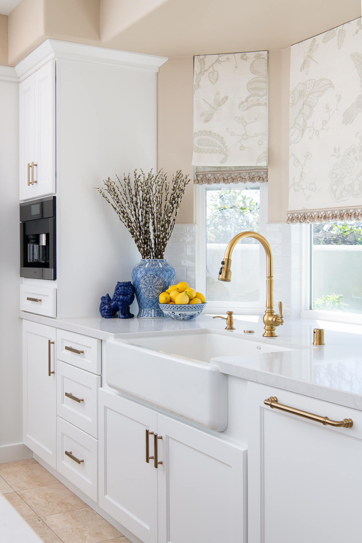 9-kohler-single-bowl-apron-sink-in-sea-salt-white