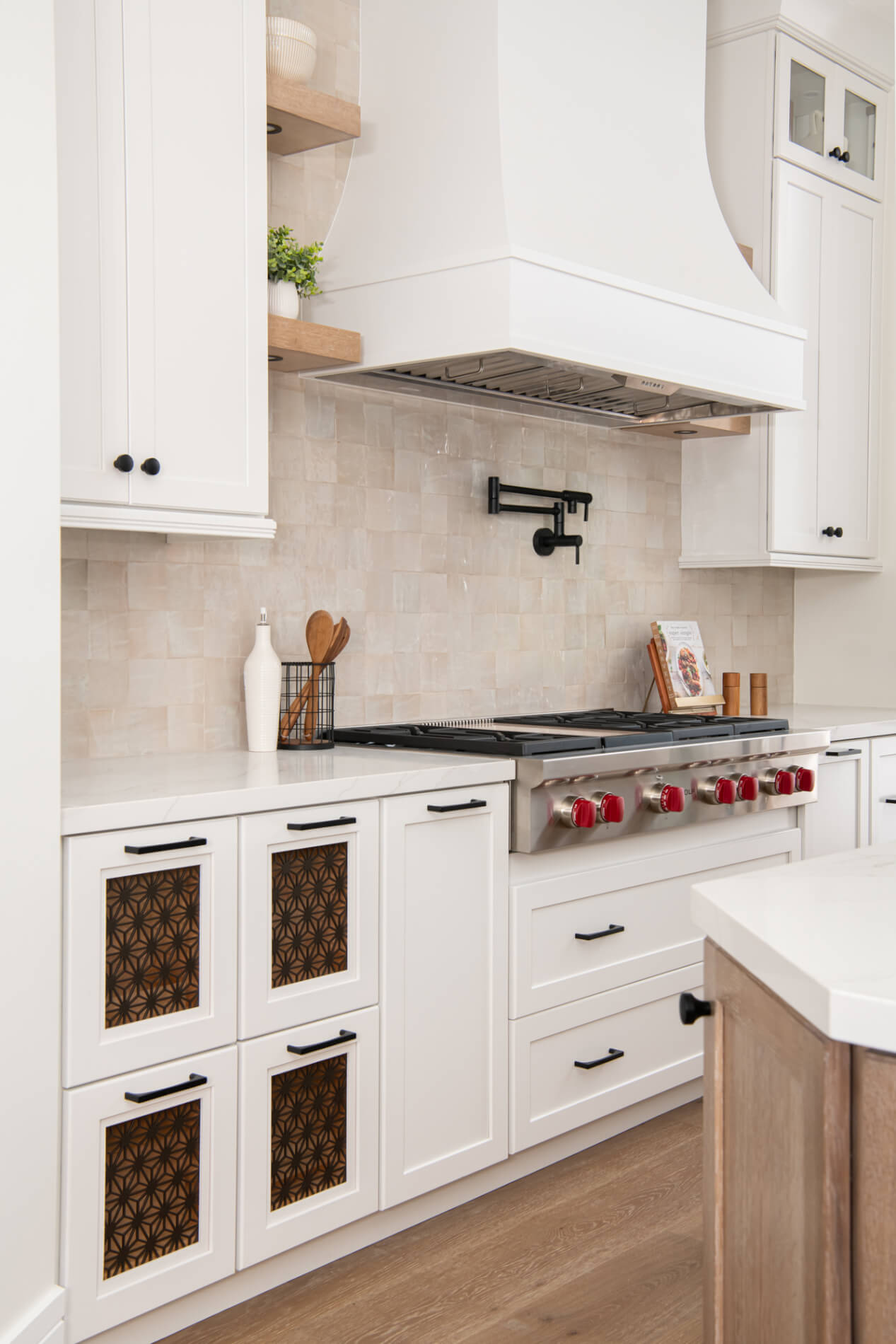 modern-luxury-in-a-san-juan-capistrano-kitchen-remodel