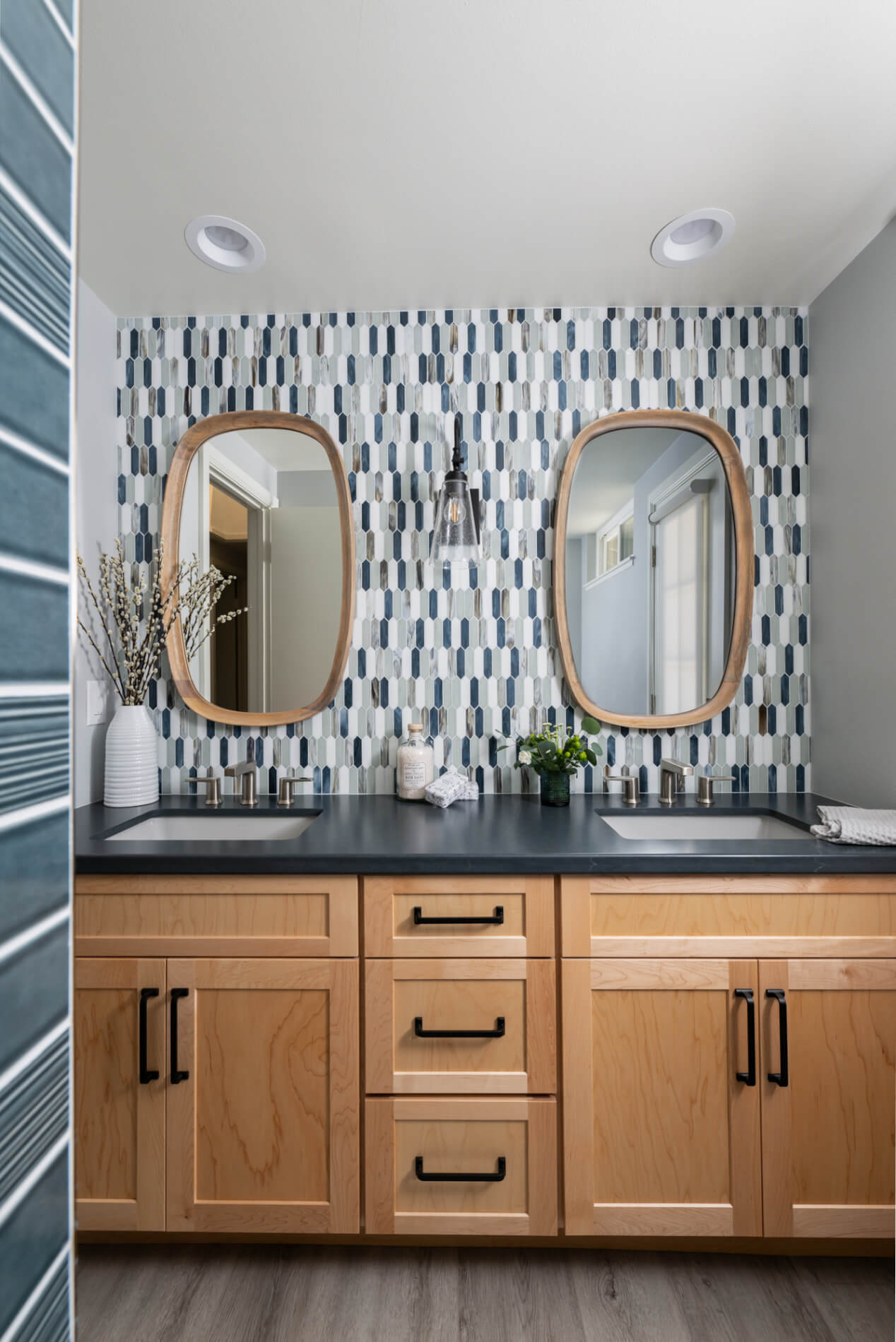 DAL-Tile-proseries-luxury-vinyl-plank-flooring-in-Whitelock