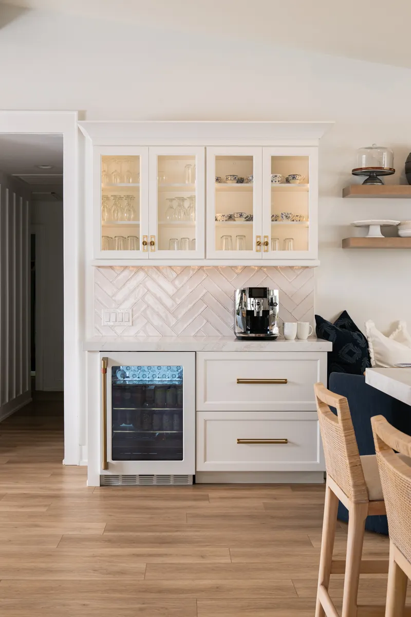 sea-pointe-design-and-remodel-kitchen-appliances-include-slide-in-range-refrigerator-built-in-microwave-dishwasher-beverage-fridge