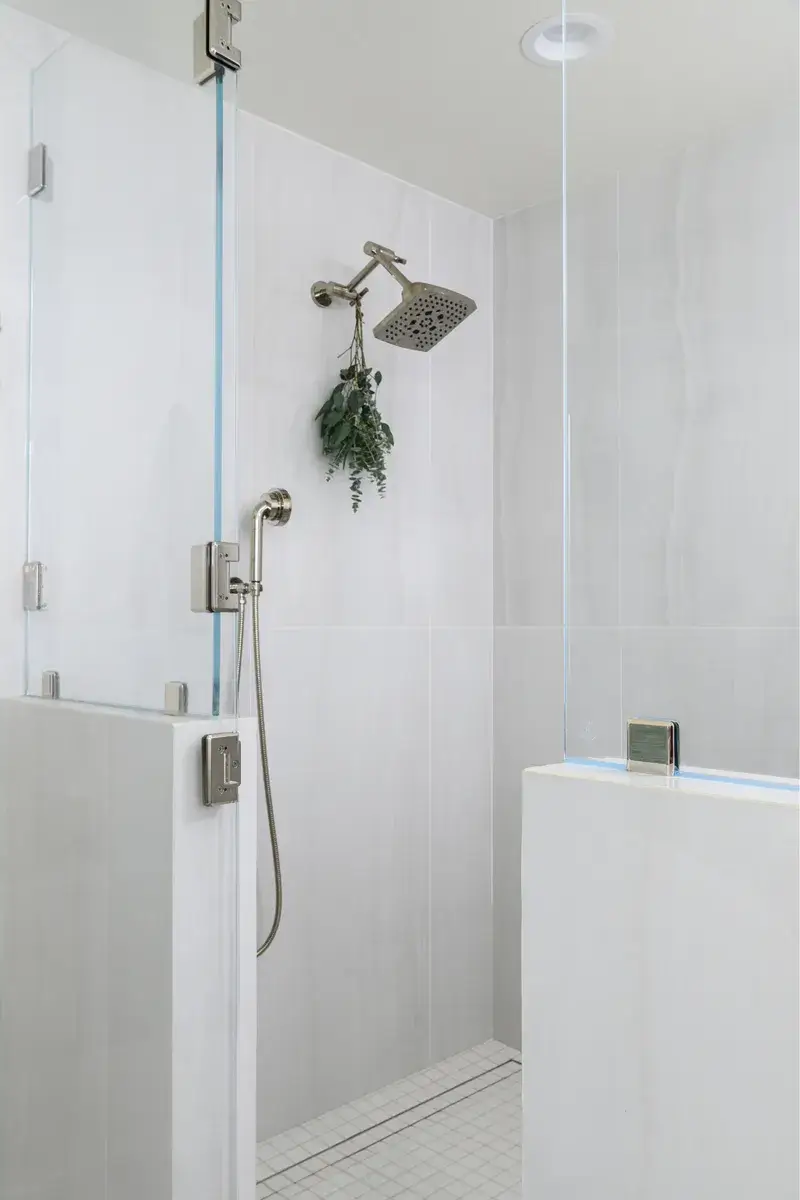 sea-pointe-design-and-remodel-shower-flooring-glass-mosaic-in-warm-gray-with-linear-drain