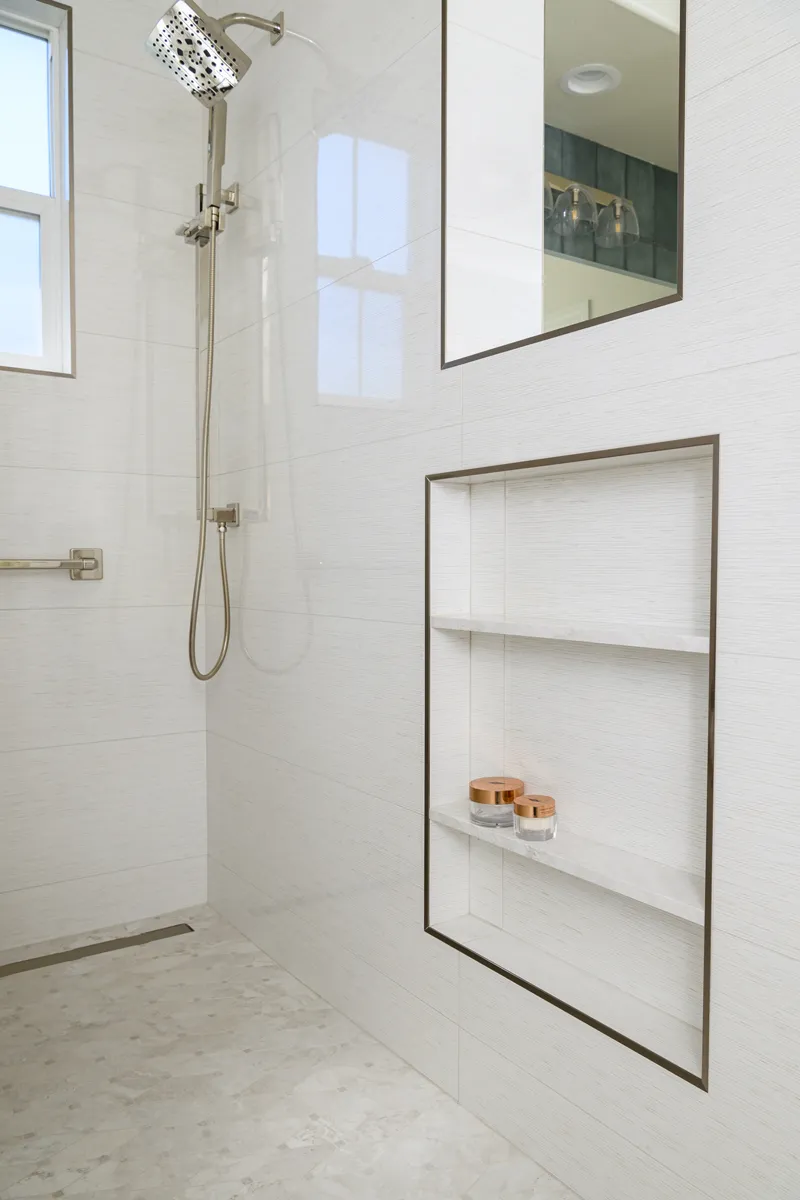 square-multifunction-showerhead-and-handshower-and-linear-drain-in-polished-nickel