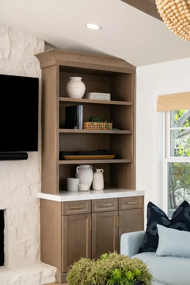 sea-pointe-design-and-remodel-Fireplace-backsplash-made-of-porcelain-tiles-in-Makado-series-in-Soji-White-finish