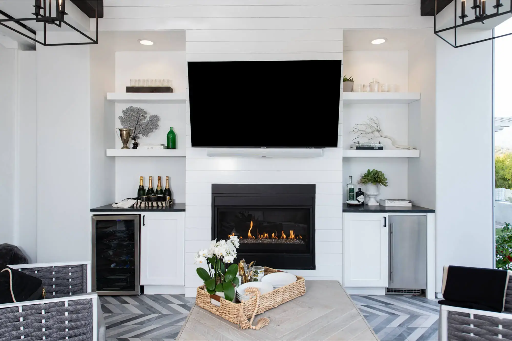 outdoor-fireplace-in-Coto-de-Caza-renovation